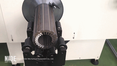 papier submersible d'isolation de redresseur de moteur insérant la machine