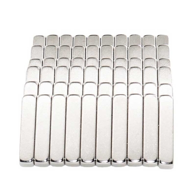 Aimants rectangulaires de néodyme d'aimants forts superbes de terre rare 30 x 6 x 6mm