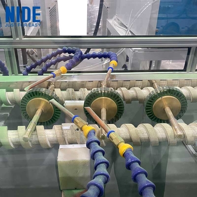 Ligne automatique de revêtement en poudre électrostatique pour l'isolation du noyau du stator du moteur sans balai