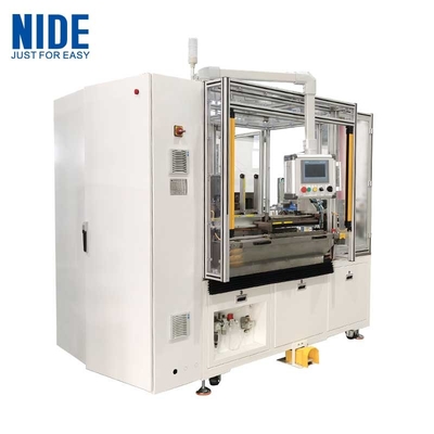 Machine automatique à enroulement de bobine à stator linéaire à trois broches