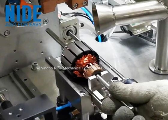 la bobineuse de l'armature 800kg pour l'empilement chaud de commutateur de rotor d'armature de moteur